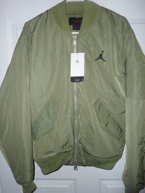 NWT Men's NIKE JORDAN RENEGADE ESSENTIALS COAT JACKET SIZE SMALL SHARP!!